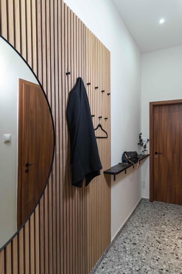 Modern Apartment French Balkony Budapesta Exterior foto