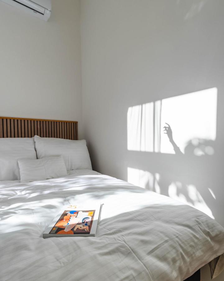 Modern Apartment French Balkony Budapesta Exterior foto